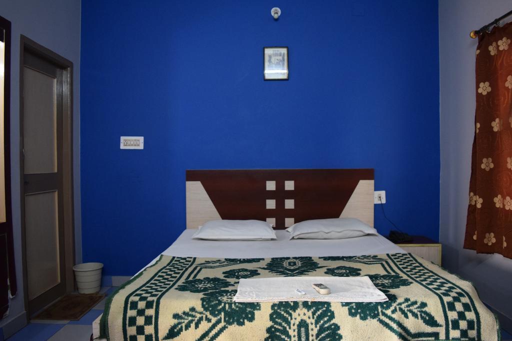 Golden Dust Hotell Puri Rum bild